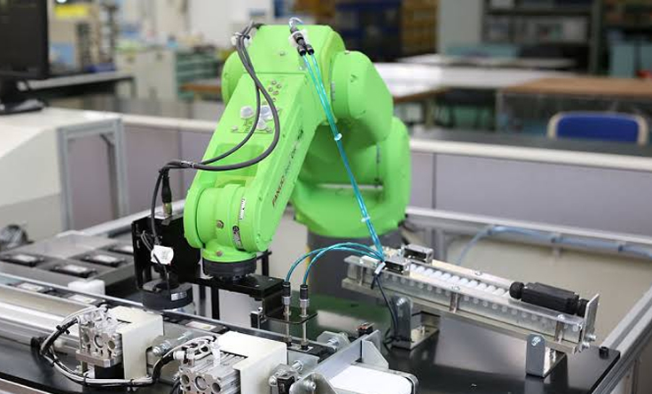 研究聚氨酯HFC-245fa發(fā)泡劑噴涂體系專(zhuān)用催化劑對(duì)泡沫閉孔率與導(dǎo)熱系數(shù)的影響